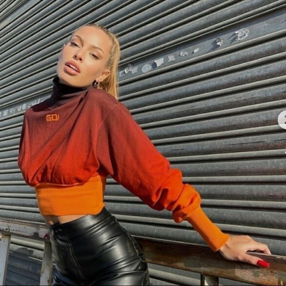 GOI ombré cropped crew neck sweatshirt turtleneck size S